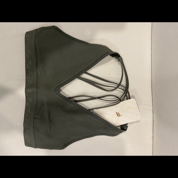 Sports bra - Picture 1 of 3